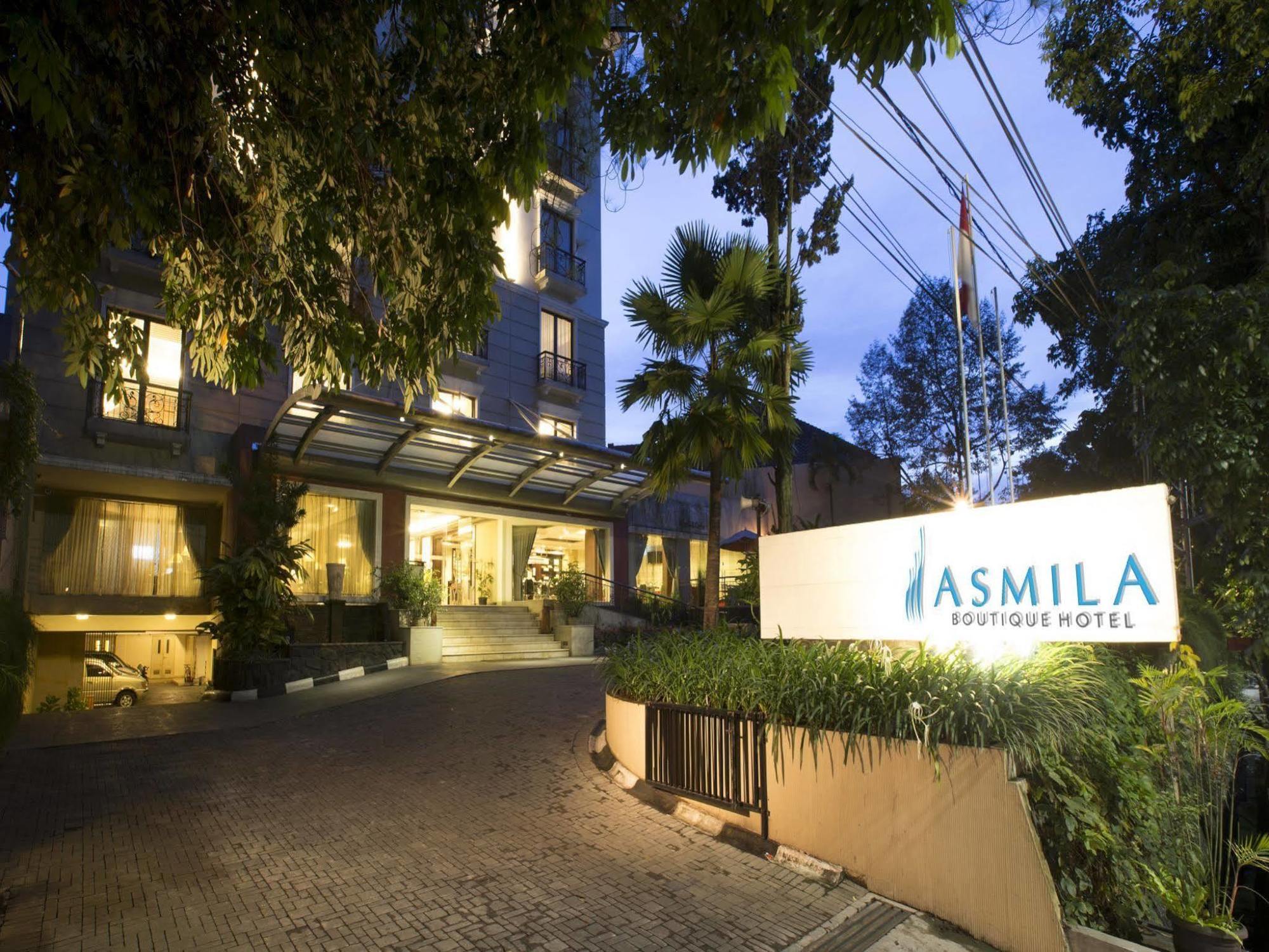 Asmila Boutique Hotel Bandung Exterior foto